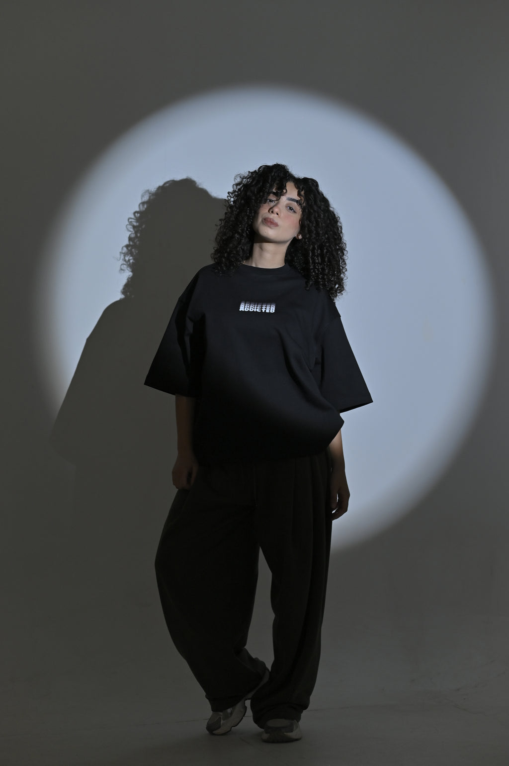 Boxy fit Black Tee - Addicted Graphic